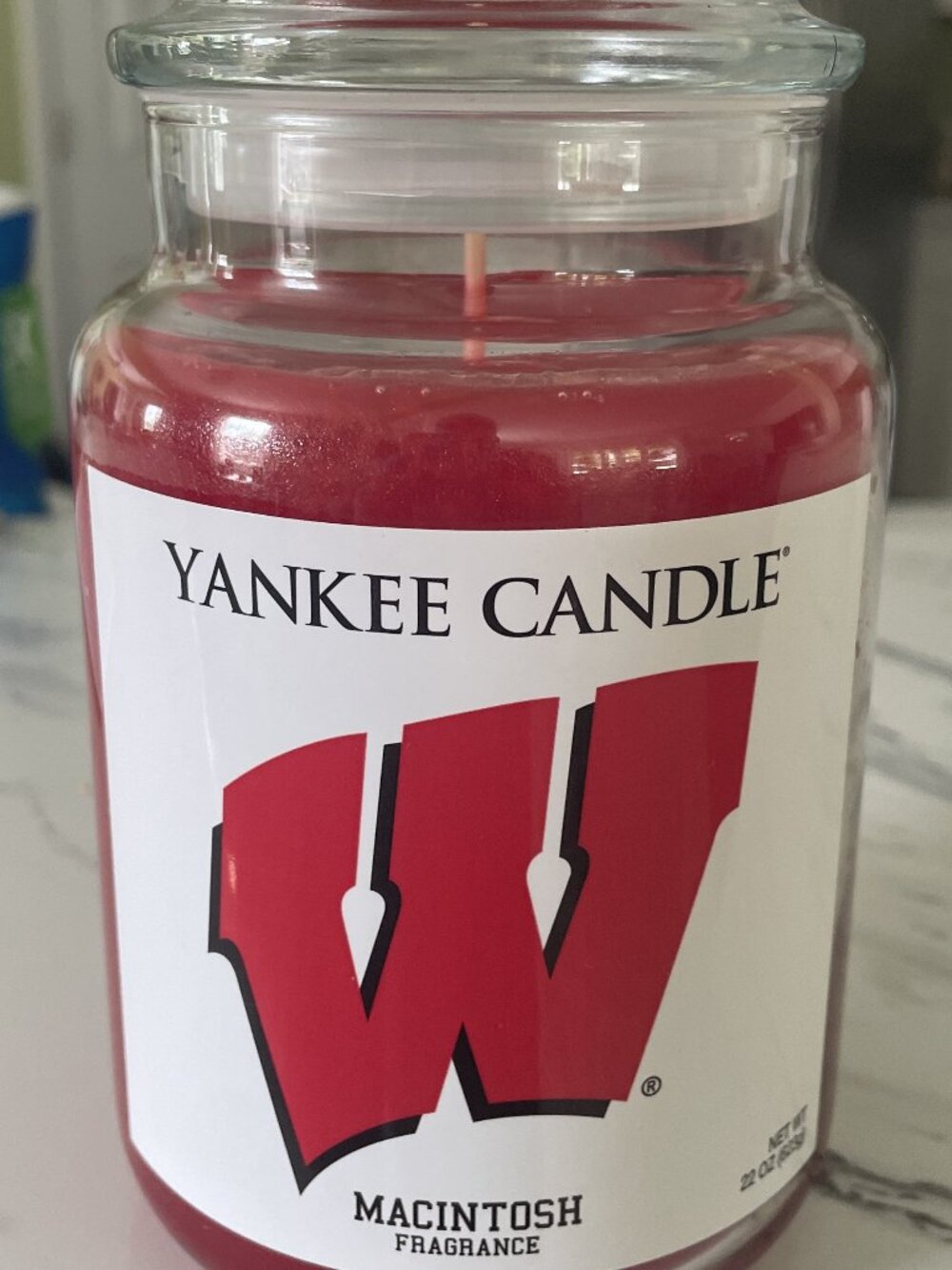 Wisconsin Badgers Yankee Candle Macintosh Apple